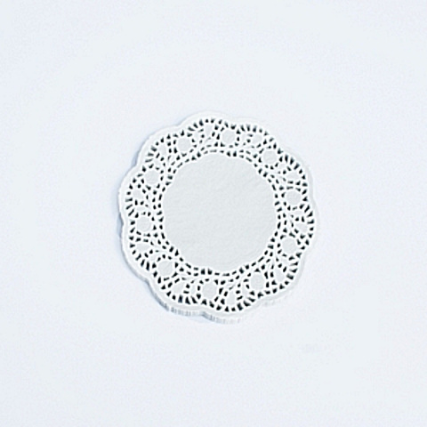 Serwetka wycinana ażurowa 21,5cm okrągła BIAŁA